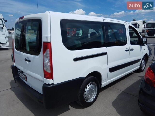 Белый Ситроен Jumpy, объемом двигателя 2 л и пробегом 370 тыс. км за 11000 $, фото 6 на Automoto.ua