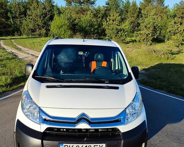 Белый Ситроен Jumpy, объемом двигателя 2 л и пробегом 220 тыс. км за 12000 $, фото 19 на Automoto.ua