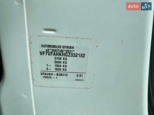 Белый Ситроен Jumpy, объемом двигателя 2 л и пробегом 283 тыс. км за 16900 $, фото 33 на Automoto.ua