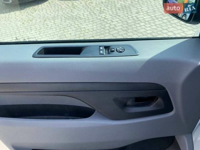 Белый Ситроен Jumpy, объемом двигателя 2 л и пробегом 283 тыс. км за 12900 $, фото 20 на Automoto.ua