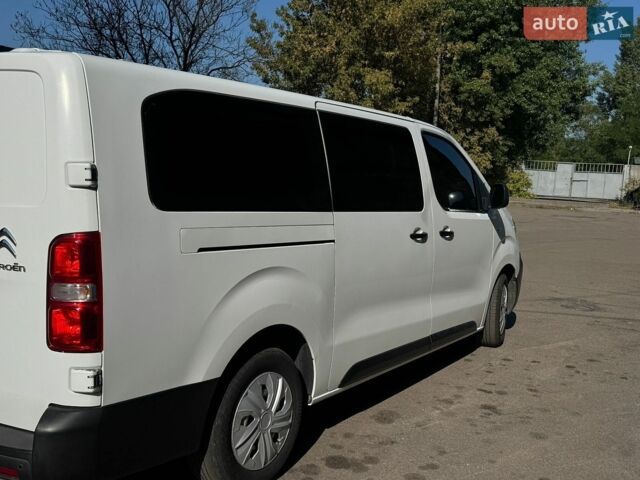 Белый Ситроен Jumpy, объемом двигателя 2 л и пробегом 267 тыс. км за 17000 $, фото 4 на Automoto.ua