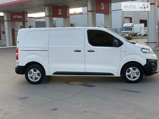 Сітроен Jumpy 2016 у Києві на Automoto.ua Білий Сітроен Jumpy, об'ємом двигуна 2 л та пробігом 271 тис. км за 13000 $, фото 2 на Automoto.ua