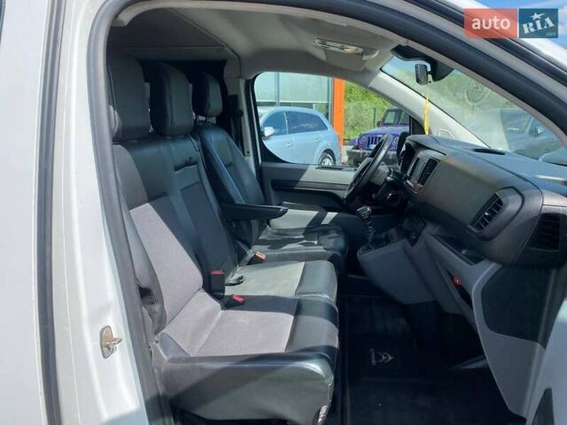 Белый Ситроен Jumpy, объемом двигателя 2 л и пробегом 283 тыс. км за 12900 $, фото 24 на Automoto.ua