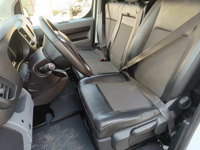 Белый Ситроен Jumpy, объемом двигателя 2 л и пробегом 241 тыс. км за 13200 $, фото 7 на Automoto.ua