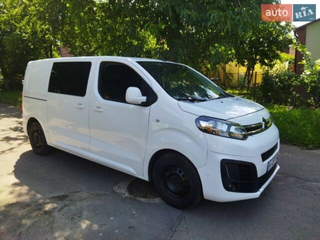 Белый Ситроен Jumpy, объемом двигателя 2 л и пробегом 207 тыс. км за 16000 $, фото 1 на Automoto.ua