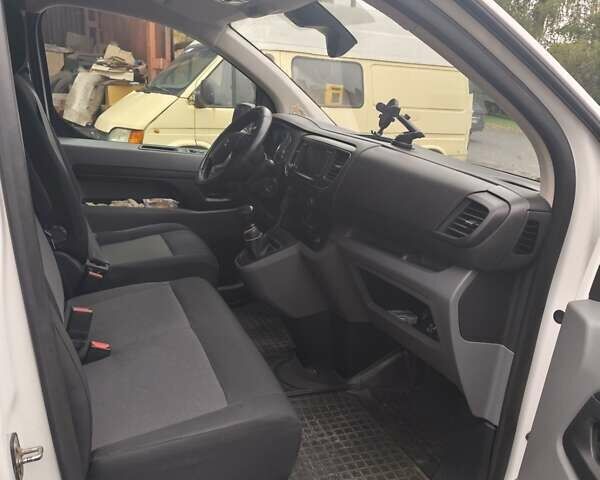 Білий Сітроен Jumpy, об'ємом двигуна 2 л та пробігом 250 тис. км за 15000 $, фото 14 на Automoto.ua