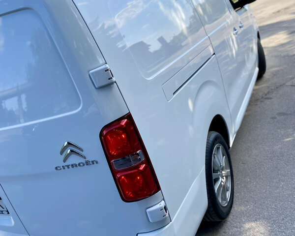 Белый Ситроен Jumpy, объемом двигателя 2 л и пробегом 194 тыс. км за 14999 $, фото 21 на Automoto.ua