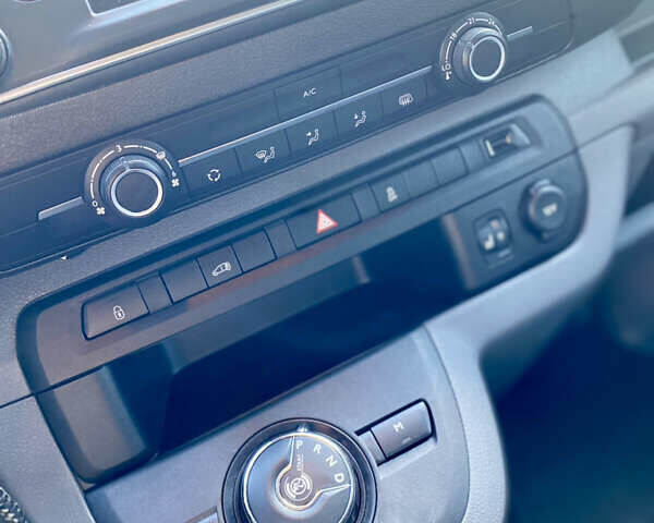 Белый Ситроен Jumpy, объемом двигателя 2 л и пробегом 194 тыс. км за 14999 $, фото 47 на Automoto.ua