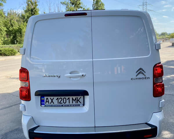 Белый Ситроен Jumpy, объемом двигателя 2 л и пробегом 194 тыс. км за 14999 $, фото 12 на Automoto.ua
