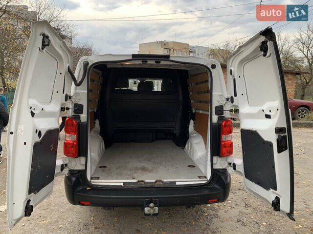 Белый Ситроен Jumpy, объемом двигателя 2 л и пробегом 96 тыс. км за 20952 $, фото 4 на Automoto.ua