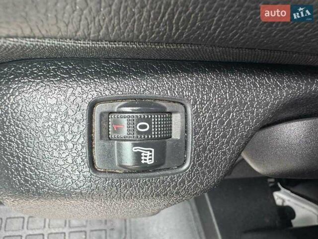 Белый Ситроен Jumpy, объемом двигателя 2 л и пробегом 217 тыс. км за 15300 $, фото 32 на Automoto.ua