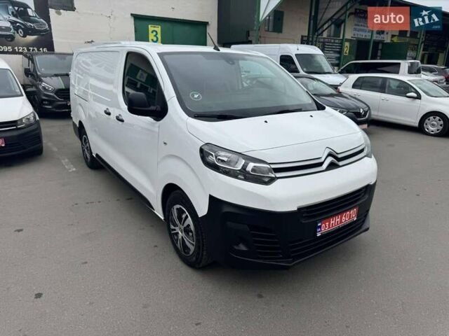 Белый Ситроен Jumpy, объемом двигателя 2 л и пробегом 217 тыс. км за 15300 $, фото 4 на Automoto.ua