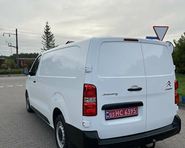 Белый Ситроен Jumpy, объемом двигателя 2 л и пробегом 172 тыс. км за 15550 $, фото 6 на Automoto.ua