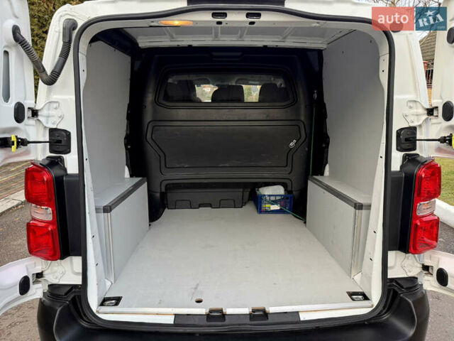 Белый Ситроен Jumpy, объемом двигателя 2 л и пробегом 215 тыс. км за 16900 $, фото 28 на Automoto.ua