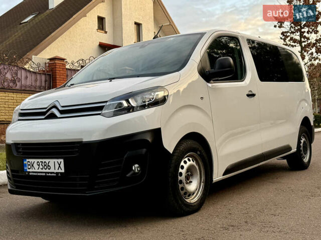 Белый Ситроен Jumpy, объемом двигателя 2 л и пробегом 215 тыс. км за 16900 $, фото 2 на Automoto.ua