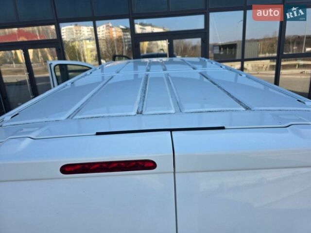 Белый Ситроен Jumpy, объемом двигателя 0 л и пробегом 62 тыс. км за 18799 $, фото 28 на Automoto.ua