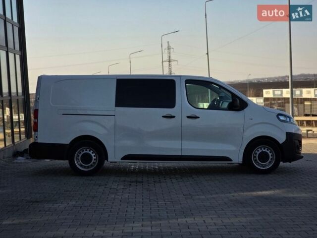 Белый Ситроен Jumpy, объемом двигателя 0 л и пробегом 62 тыс. км за 18799 $, фото 5 на Automoto.ua