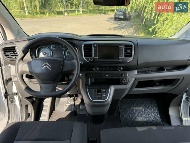 Белый Ситроен Jumpy, объемом двигателя 0 л и пробегом 73 тыс. км за 27900 $, фото 18 на Automoto.ua