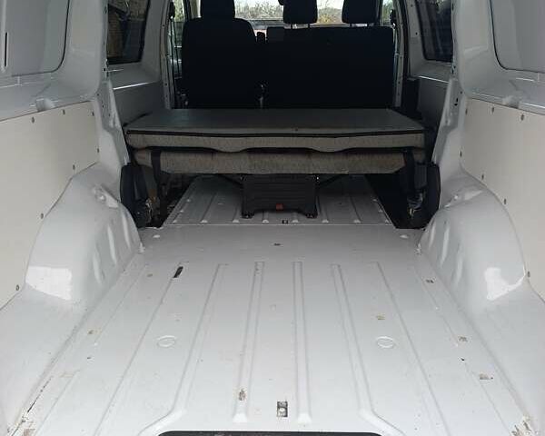 Белый Ситроен Jumpy, объемом двигателя 0 л и пробегом 44 тыс. км за 19200 $, фото 8 на Automoto.ua