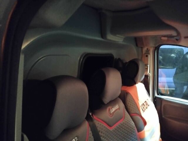 Белый Ситроен Jumpy, объемом двигателя 1.6 л и пробегом 280 тыс. км за 4200 $, фото 3 на Automoto.ua