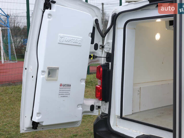 Білий Сітроен Jumpy, об'ємом двигуна 2 л та пробігом 152 тис. км за 23800 $, фото 22 на Automoto.ua