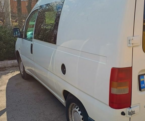 Білий Сітроен Jumpy, об'ємом двигуна 1.9 л та пробігом 350 тис. км за 4500 $, фото 2 на Automoto.ua