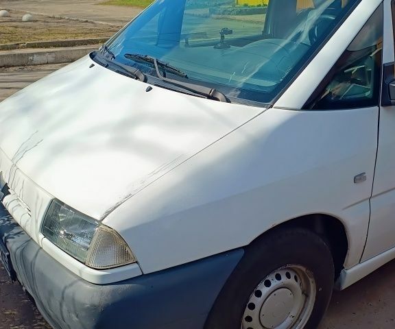 Білий Сітроен Jumpy, об'ємом двигуна 1.9 л та пробігом 350 тис. км за 4500 $, фото 4 на Automoto.ua