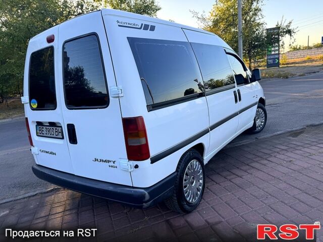 Белый Ситроен Jumpy, объемом двигателя 2 л и пробегом 315 тыс. км за 4750 $, фото 3 на Automoto.ua