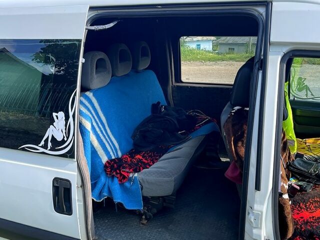Белый Ситроен Jumpy, объемом двигателя 2 л и пробегом 400 тыс. км за 5200 $, фото 7 на Automoto.ua