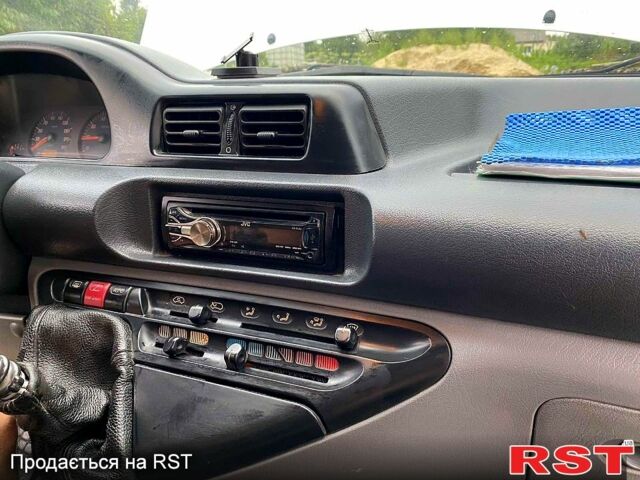 Белый Ситроен Jumpy, объемом двигателя 2 л и пробегом 346 тыс. км за 5000 $, фото 6 на Automoto.ua