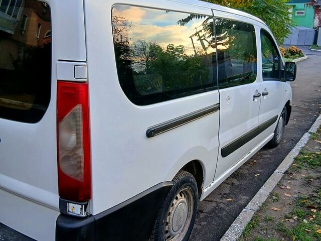 Білий Сітроен Jumpy, об'ємом двигуна 2 л та пробігом 250 тис. км за 6800 $, фото 2 на Automoto.ua