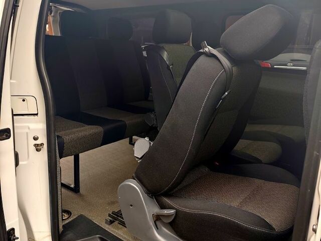Белый Ситроен Jumpy, объемом двигателя 2 л и пробегом 250 тыс. км за 15000 $, фото 4 на Automoto.ua