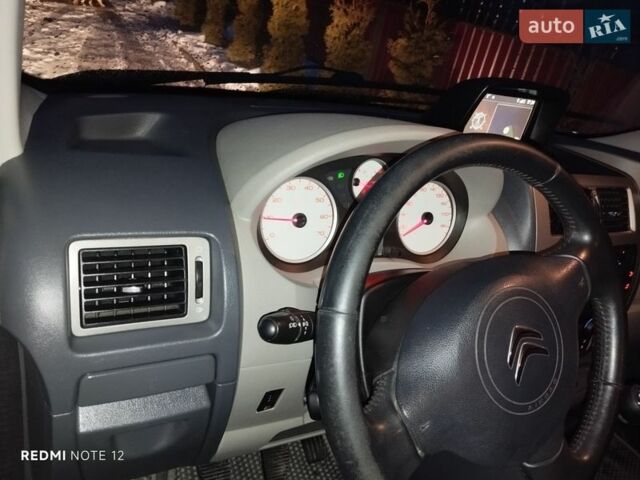 Бежевый Ситроен Jumpy, объемом двигателя 2 л и пробегом 290 тыс. км за 13200 $, фото 5 на Automoto.ua