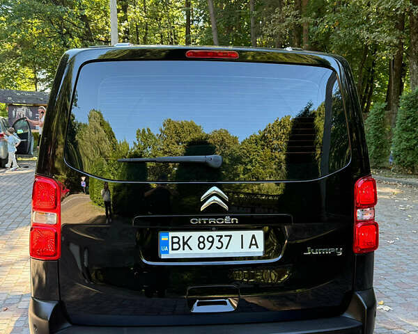 Черный Ситроен Jumpy, объемом двигателя 2 л и пробегом 216 тыс. км за 17000 $, фото 8 на Automoto.ua