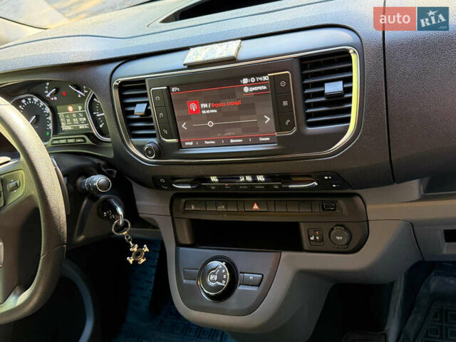 Черный Ситроен Jumpy, объемом двигателя 2 л и пробегом 216 тыс. км за 17000 $, фото 20 на Automoto.ua