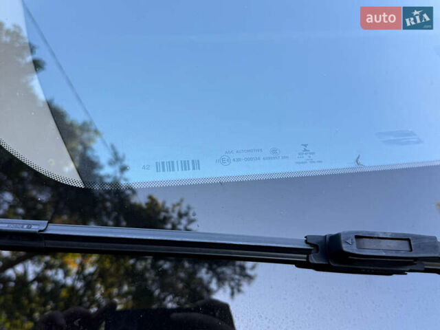 Черный Ситроен Jumpy, объемом двигателя 2 л и пробегом 216 тыс. км за 17000 $, фото 52 на Automoto.ua