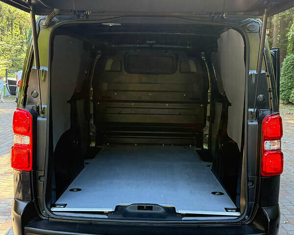 Черный Ситроен Jumpy, объемом двигателя 2 л и пробегом 216 тыс. км за 17000 $, фото 6 на Automoto.ua