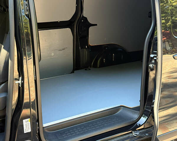 Черный Ситроен Jumpy, объемом двигателя 2 л и пробегом 216 тыс. км за 17000 $, фото 5 на Automoto.ua