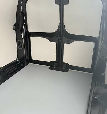 Черный Ситроен Jumpy, объемом двигателя 1.95 л и пробегом 125 тыс. км за 22900 $, фото 26 на Automoto.ua