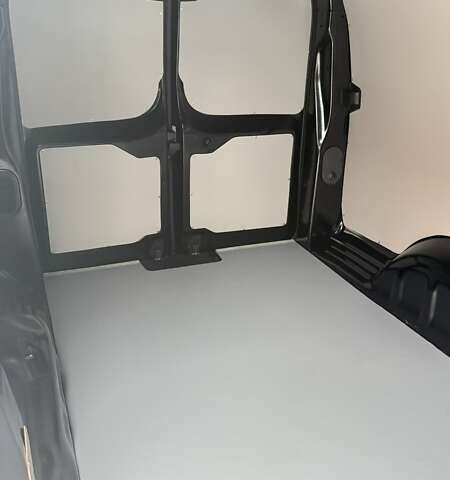 Черный Ситроен Jumpy, объемом двигателя 1.95 л и пробегом 125 тыс. км за 22900 $, фото 22 на Automoto.ua