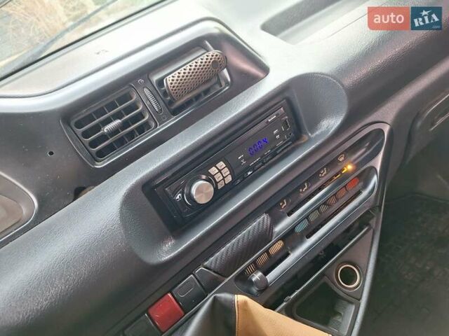 Чорний Сітроен Jumpy, об'ємом двигуна 2 л та пробігом 445 тис. км за 2400 $, фото 24 на Automoto.ua