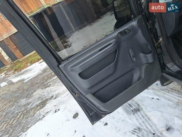 Чорний Сітроен Jumpy, об'ємом двигуна 2 л та пробігом 445 тис. км за 2400 $, фото 21 на Automoto.ua