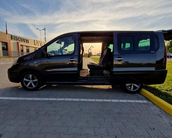 Чорний Сітроен Jumpy, об'ємом двигуна 2 л та пробігом 380 тис. км за 8300 $, фото 1 на Automoto.ua