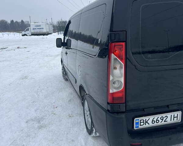 Чорний Сітроен Jumpy, об'ємом двигуна 2 л та пробігом 291 тис. км за 7499 $, фото 11 на Automoto.ua