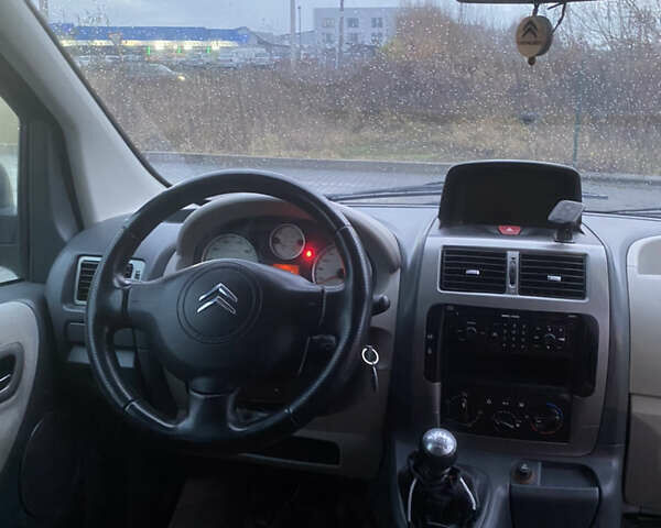 Черный Ситроен Jumpy, объемом двигателя 2 л и пробегом 227 тыс. км за 7599 $, фото 65 на Automoto.ua