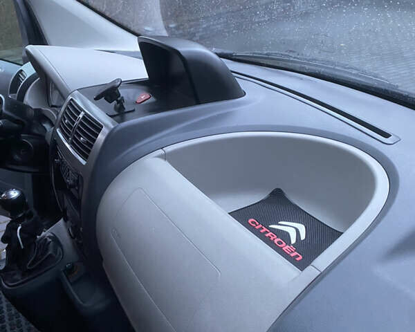 Черный Ситроен Jumpy, объемом двигателя 2 л и пробегом 227 тыс. км за 7599 $, фото 53 на Automoto.ua