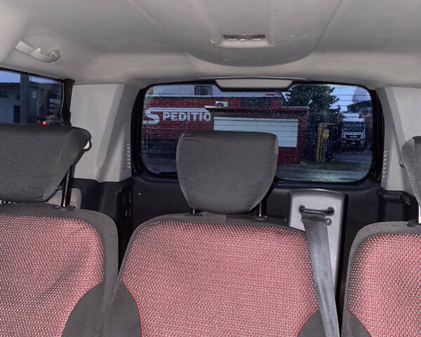 Черный Ситроен Jumpy, объемом двигателя 2 л и пробегом 227 тыс. км за 7599 $, фото 42 на Automoto.ua