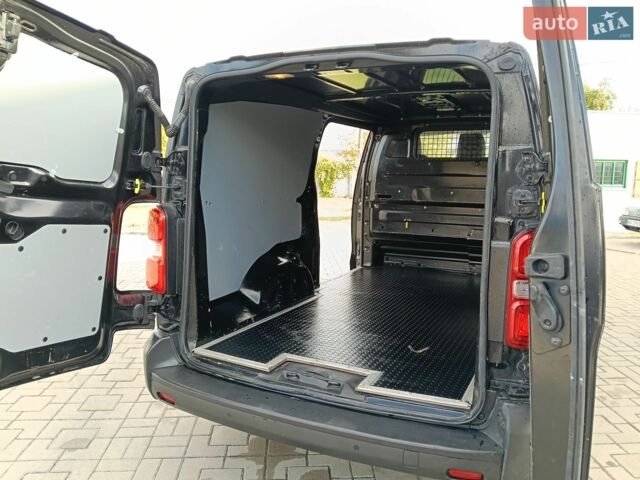Черный Ситроен Jumpy, объемом двигателя 2 л и пробегом 352 тыс. км за 15700 $, фото 8 на Automoto.ua