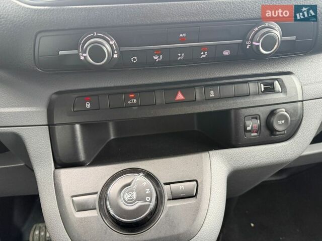 Черный Ситроен Jumpy, объемом двигателя 2 л и пробегом 250 тыс. км за 17100 $, фото 14 на Automoto.ua