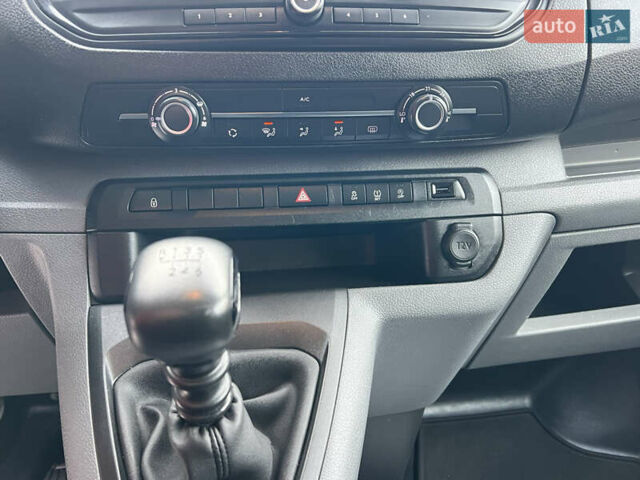 Чорний Сітроен Jumpy, об'ємом двигуна 2 л та пробігом 187 тис. км за 18700 $, фото 50 на Automoto.ua